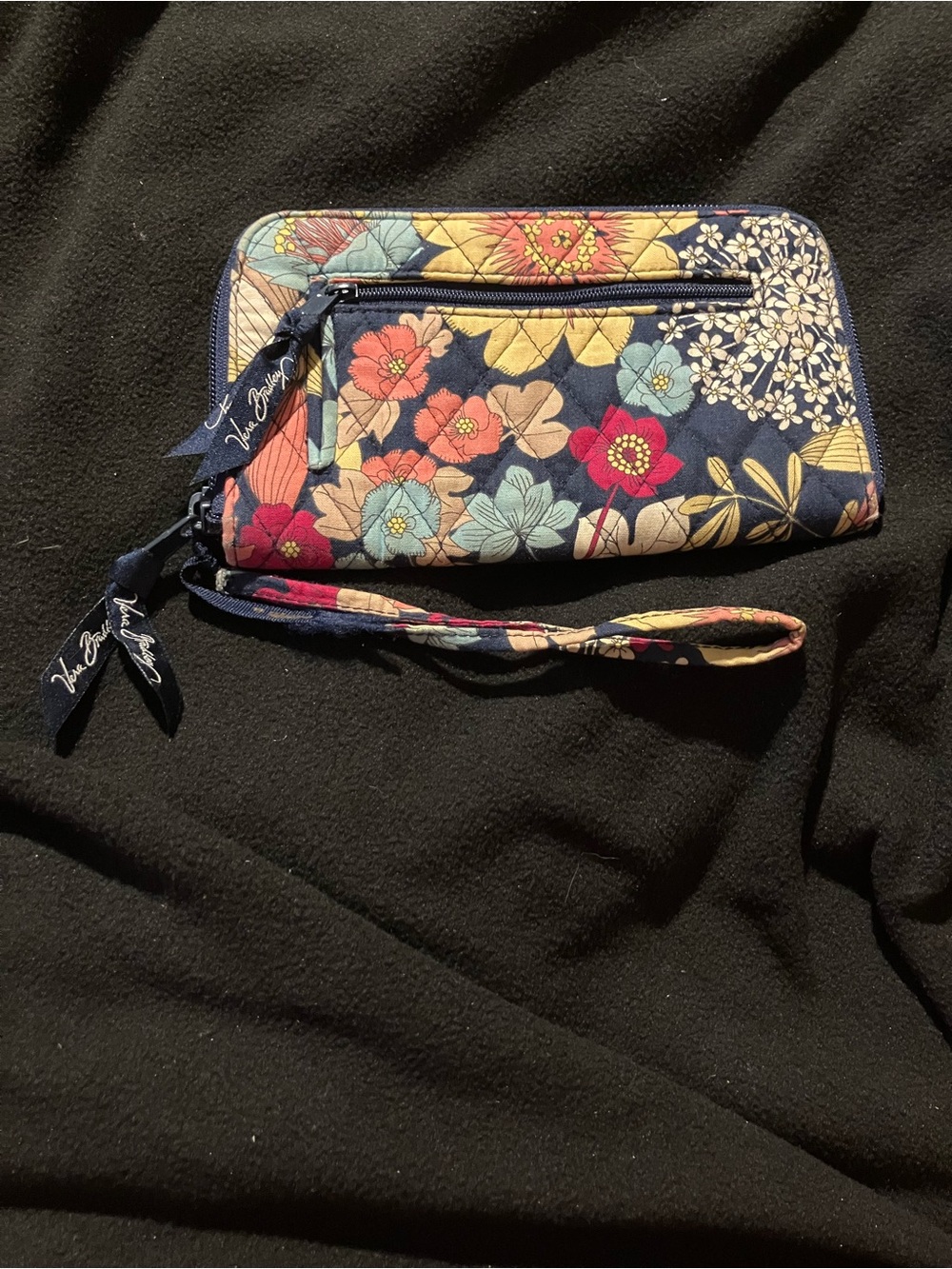 Vera Bradley Happy Snails Quilted Zip Around Wristlet Wallet Retired